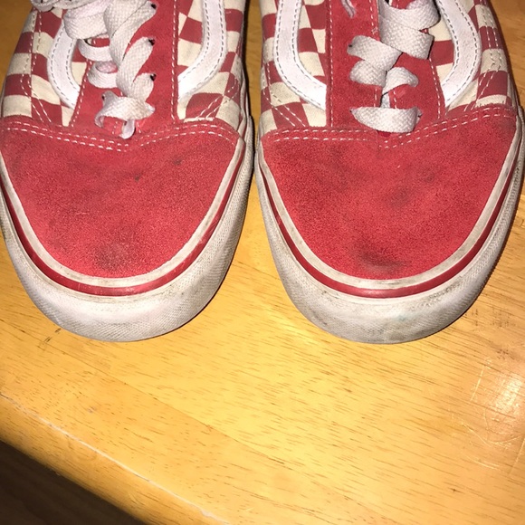 Checker Vans - Picture 4 of 4
